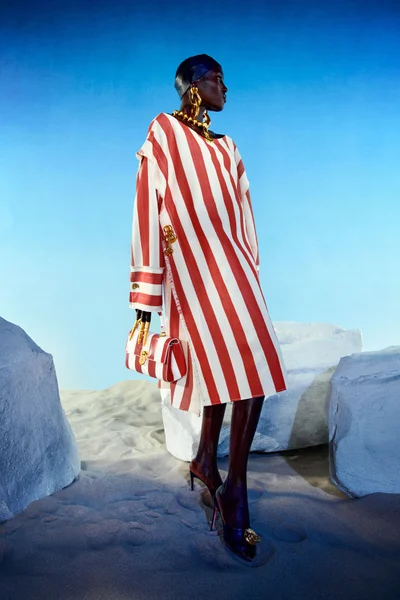 Look 11